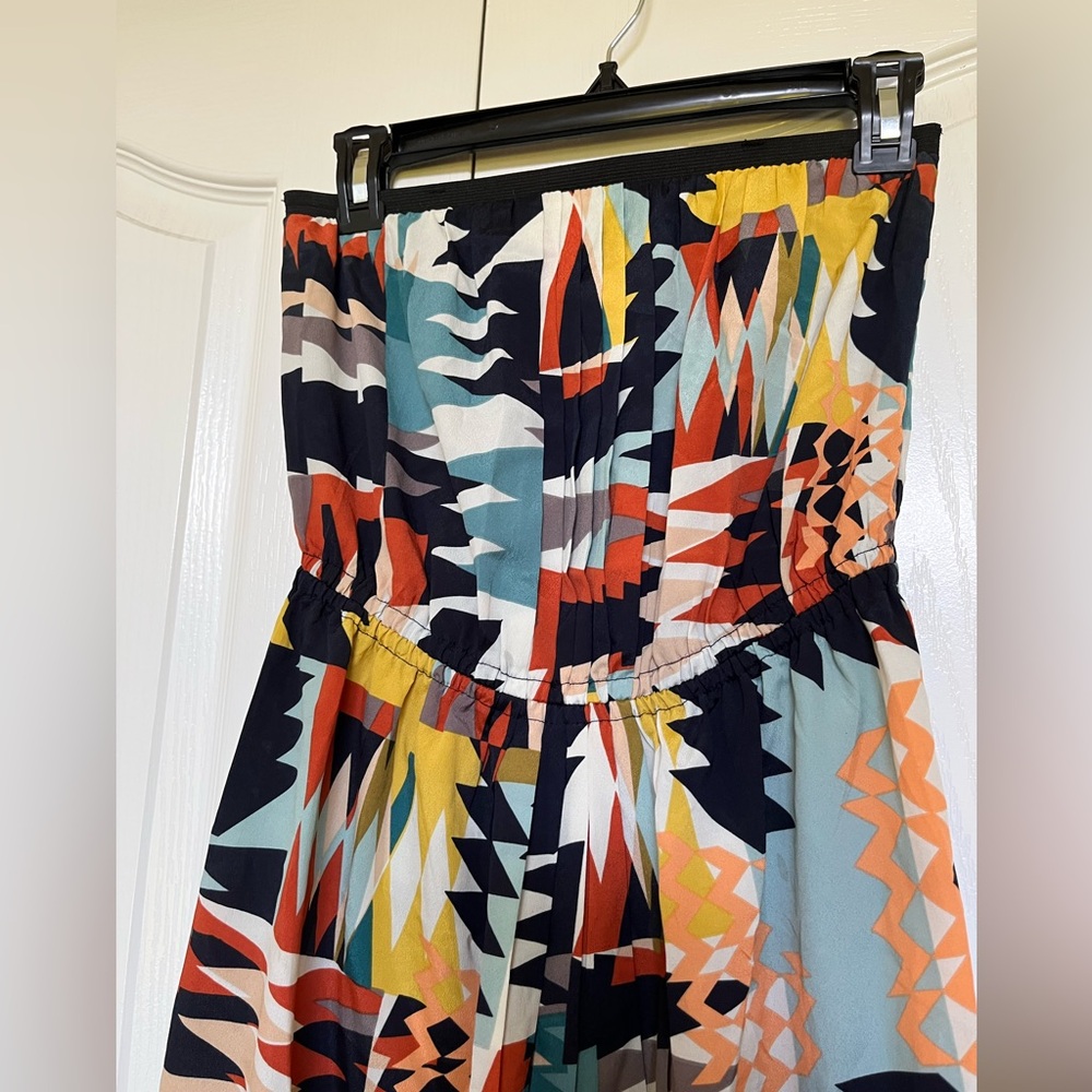 Colorful Strapless Geometric Dress - Picture 3 of 4